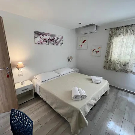 Dieci Maggio Hotel