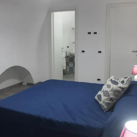 Dieci Maggio Hotel *